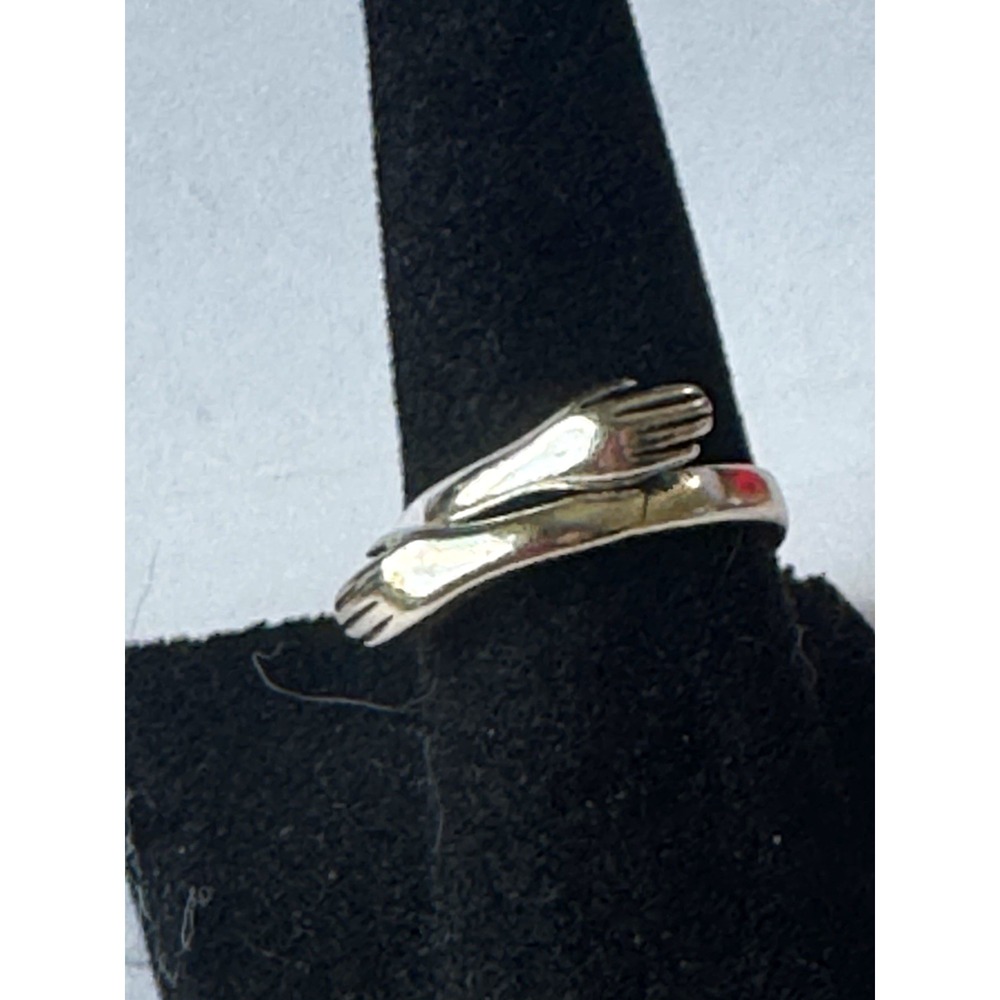 Silver Tone Hug Hands Ring Always With You Size 5.5 Friendship Memorial Band